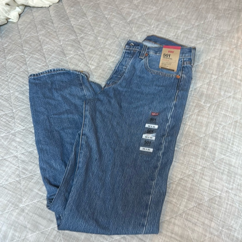NWT Men’s Levi 501 Jeans 28x30